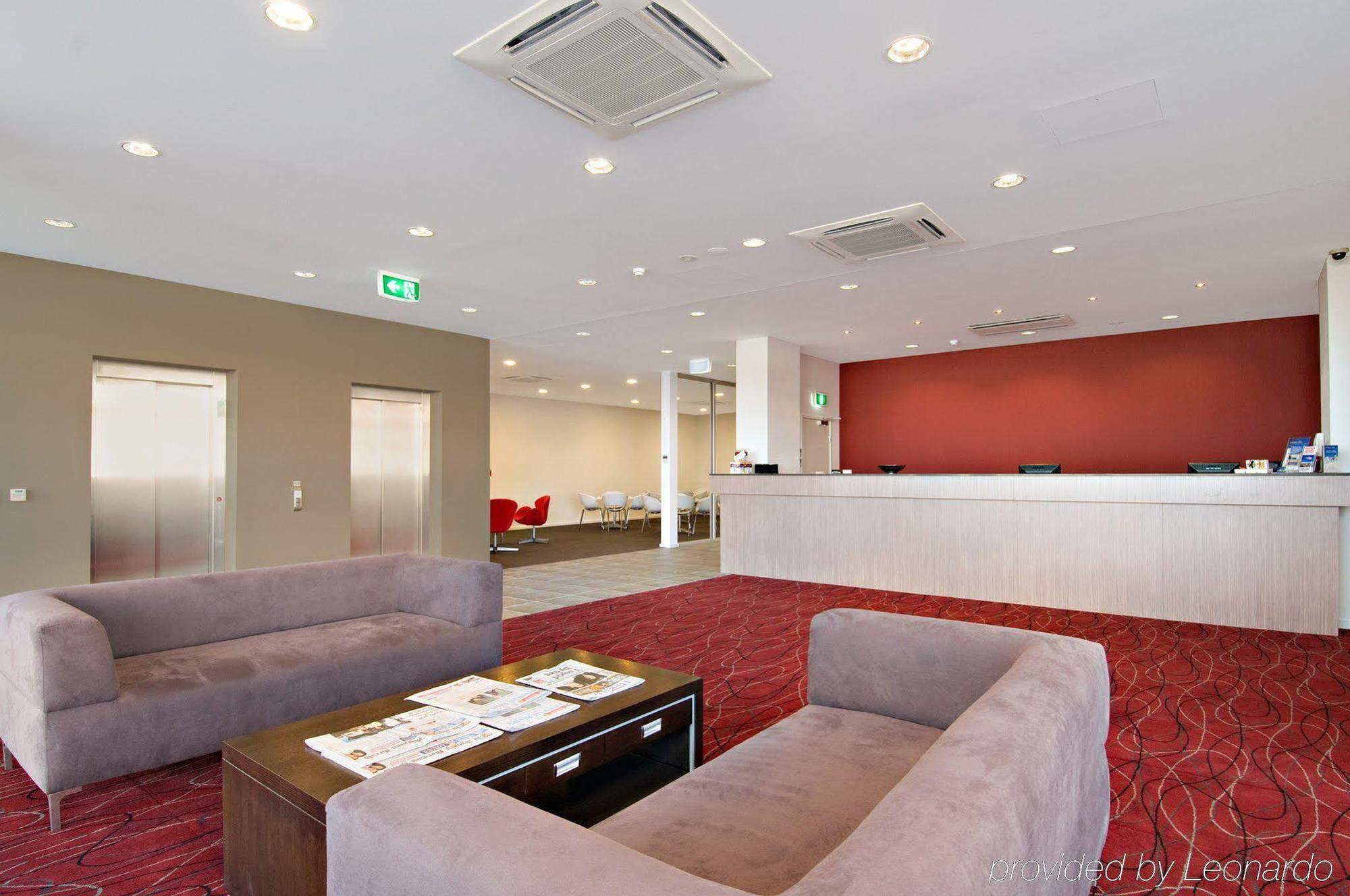 Chifley Apartments Newcastle Interior photo